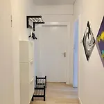 Vajagic 2 - 5 Pers, 2 Schlafzimmer, Messe, Uni Klinik