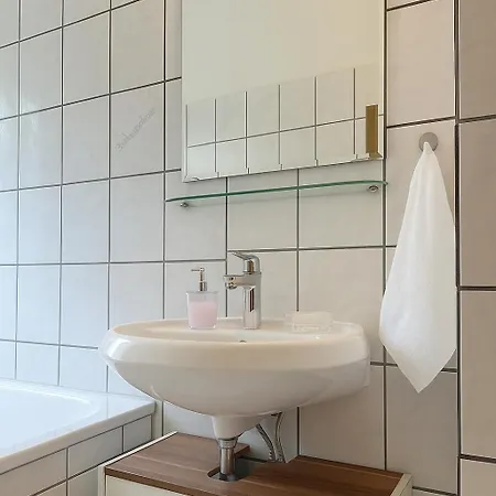 Vajagic 2 Mit Gartenlounge! Messe, Klinikum, Krupp Krankenhaus Apartament *