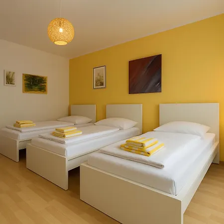 Vajagic 2 Mit Gartenlounge! Messe, Klinikum, Krupp Krankenhaus 埃森