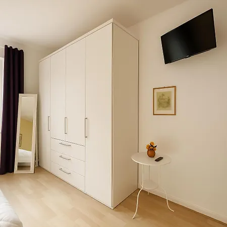 Vajagic 2 Mit Gartenlounge! Messe, Klinikum, Krupp Krankenhaus 埃森