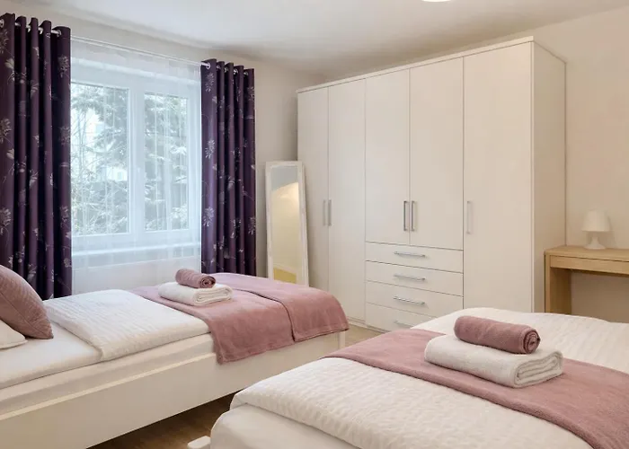Vajagic 2 - Apartment 5 Pers, 2 Schlafzimmer, Messe, Uni Klinik